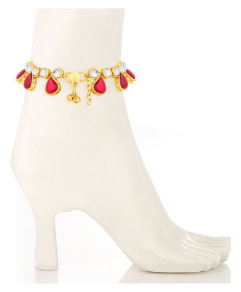 Sukkhi Artistically Gold Plated Anklet For Women